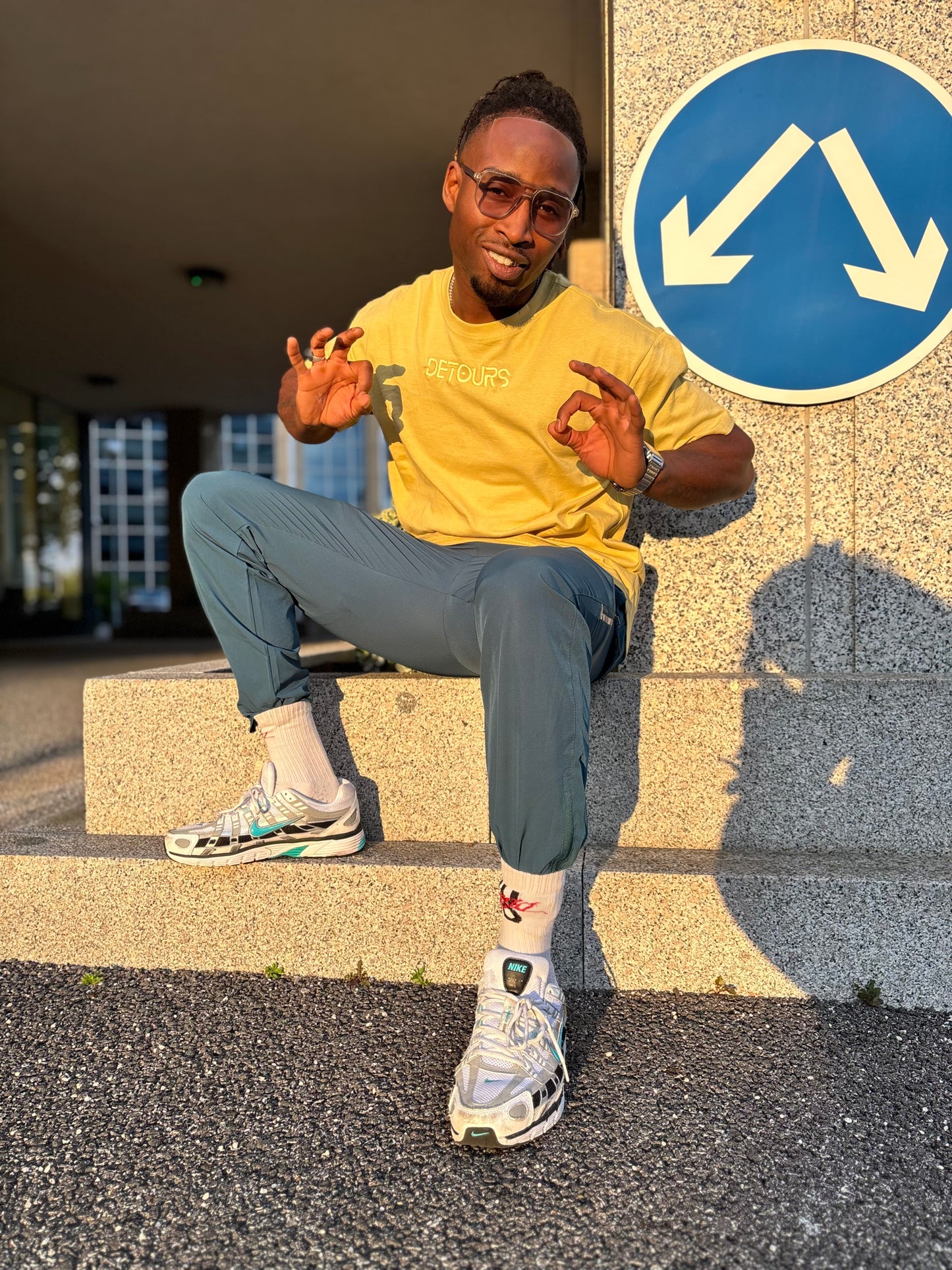YELLOW OVERSIZED TEE