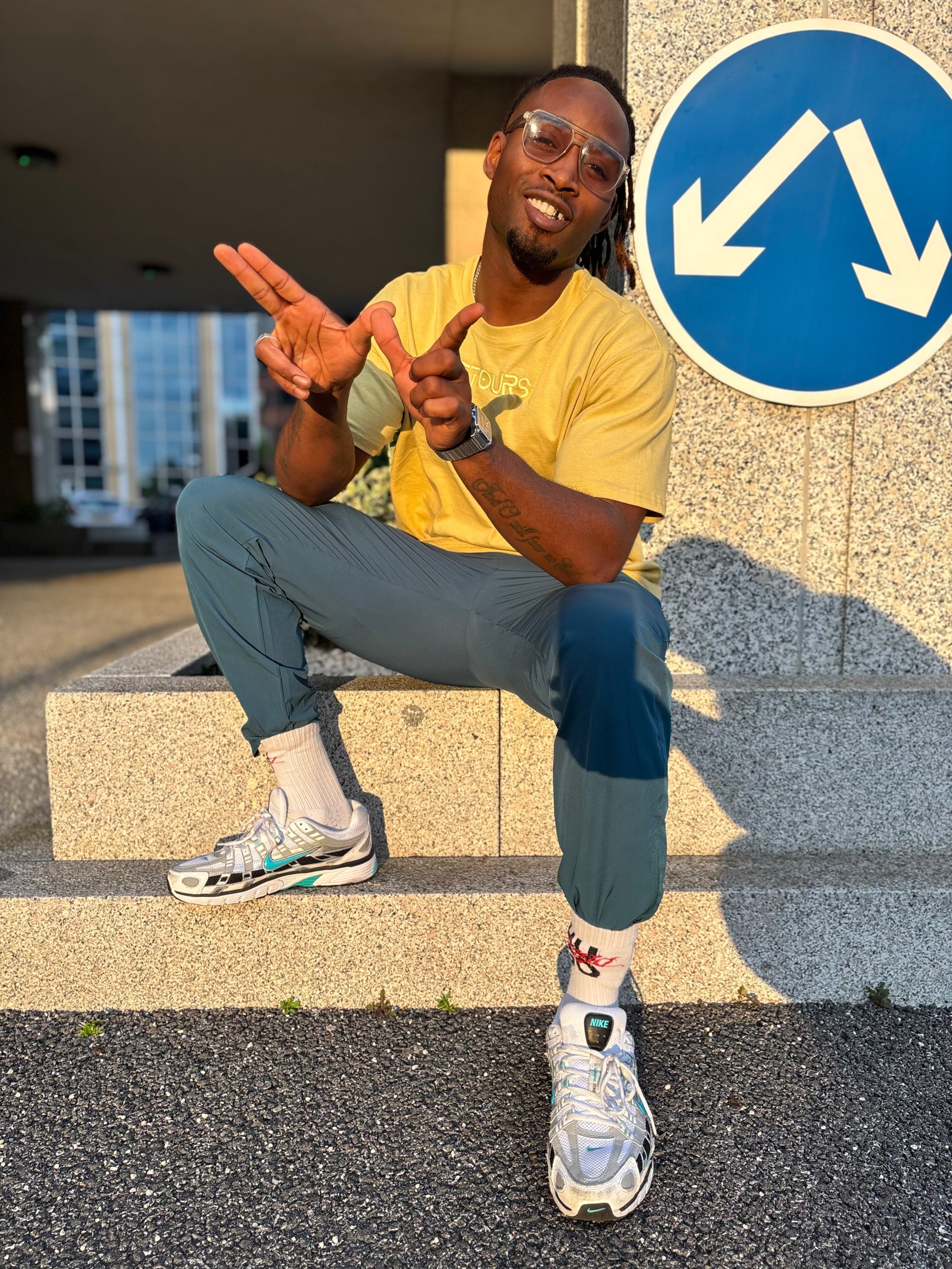 YELLOW OVERSIZED TEE - Detours London